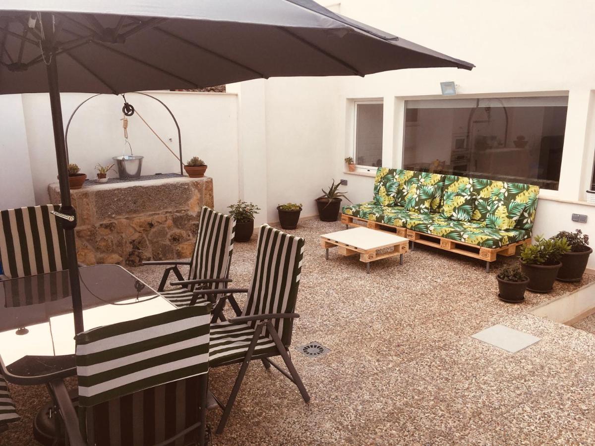Acogedora Casa Con Patio En El Tiemblo Apartment Екстериор снимка